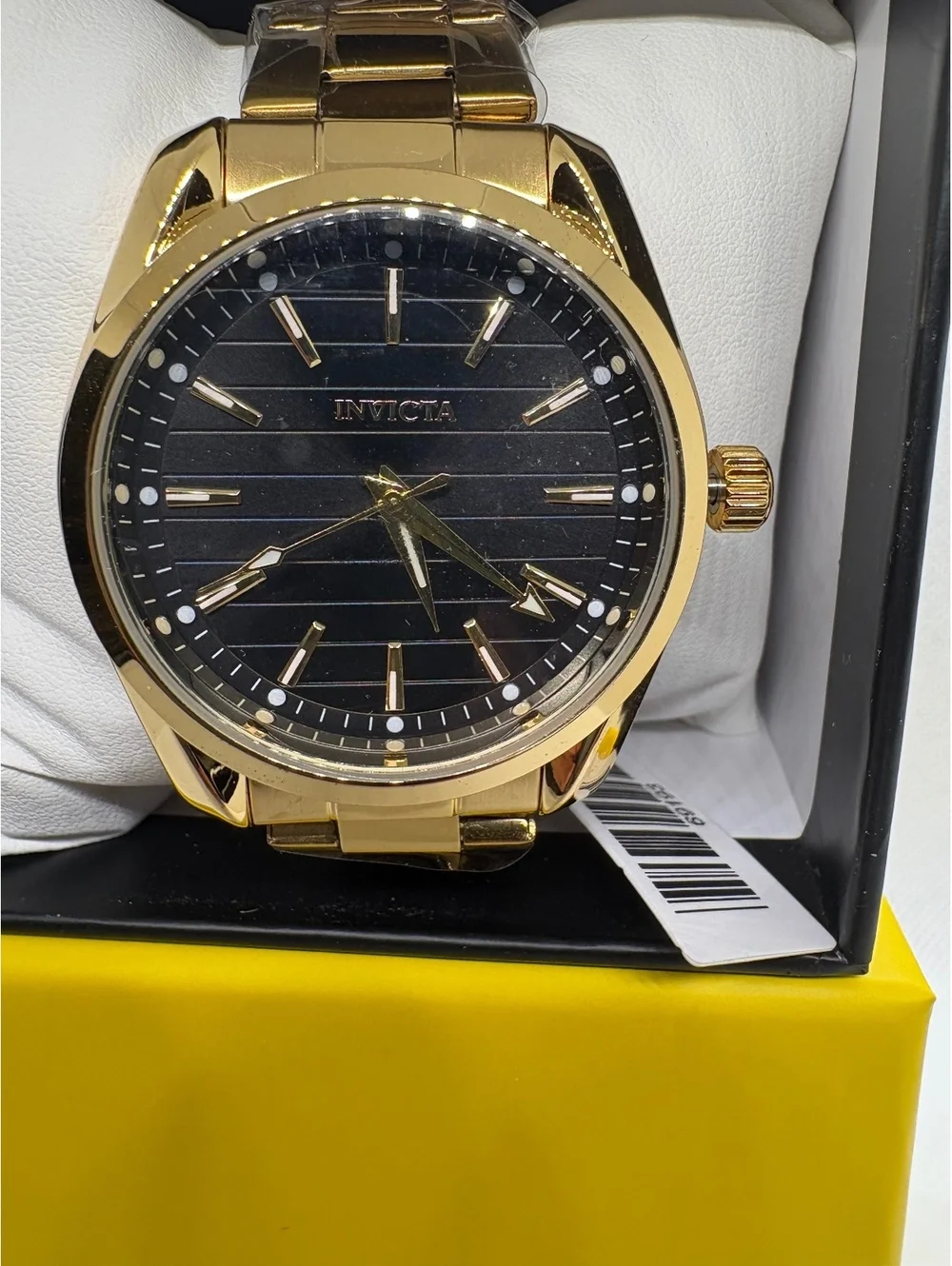 Invicta Men's Gold Tone Black Dial Wristwatch
